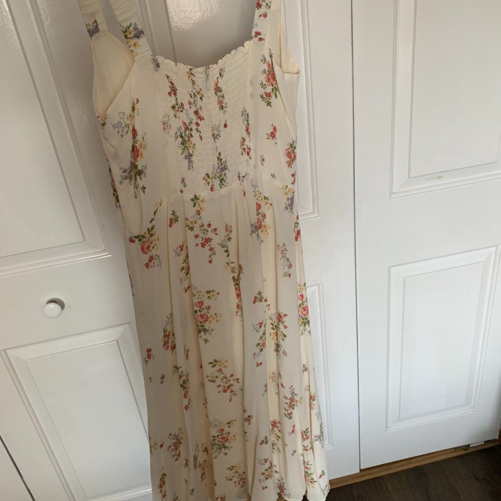 Reformation Camari Dress Color: Perfume - Picture 4 of 6